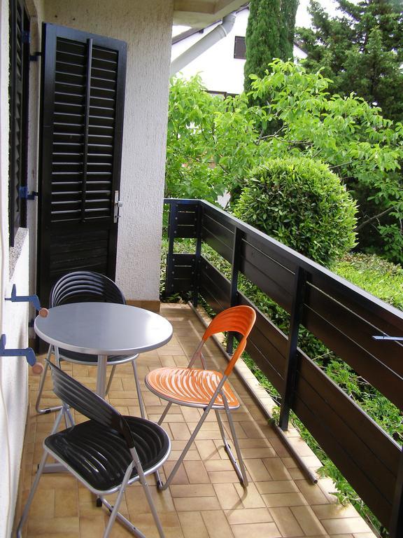 Apartments Dunoti Veglia Cameră foto